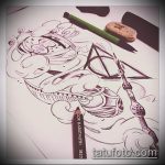 vázlat a halálos ereklyék tetoválásáról # 714 - a minta exkluzív változata, amely könnyen használható a halálos ereklyék feldolgozására és felhelyezésére a hátán tetoválásként