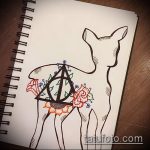 vázlat a halálos ereklyék tetoválásáról # 818 - a minta egyedi változata, amely jól használható a halálos ereklyék átalakítására és felhelyezésére a hátán tetoválásként