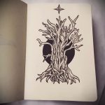 A fa tetoválás vázlata # 498 a rajz méltó változata, amely könnyen használható a faág felülvizsgálatához és tetoválásként történő alkalmazásához