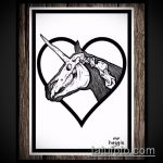 vázlat egyszarvú tetoválásról №212 - a rajz méltó változata, amely sikeresen használható feldolgozásra és színes egyszarvú tetoválásként történő alkalmazásra