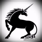 egyszarvú tetoválás vázlat száma 70 - a minta egyedi változata, amely jól használható az egyszarvú tetoválás színes átalakítására és alkalmazására