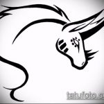 vázlat egy 257 -es egyszarvú tetoválásról - a kép méltó változata, amely jól használható felülvizsgálathoz és alkalmazáshoz, mint egy egyszarvú tetoválása a lapockán