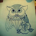 A tetoválás érdekes változata egy bagoly vázlata - felhasználható egy bagoly tetoválására a hátán