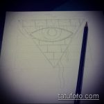 egy szem tetoválás vázlata egy háromszögben # 43 egy rajz hűvös változata, amely sikeresen alkalmazható a vállon lévő háromszög szemének tetoválásaként történő módosítására és alkalmazására