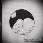 A hegyi tetoválás vázlata # 413 a minta érdekes változata, amely jól használható geometriai hegyek átalakítására és alkalmazására tetoválásként