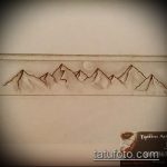 A hegyi tetoválás vázlata # 609 a minta klassz változata, amely jól használható átalakítására és hegyi tetoválásként történő alkalmazására a hátán