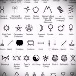 Hűvös lehetőségek a vázlatokhoz egy tetováláshoz hieroglifával - eredeti példák a rajzokra