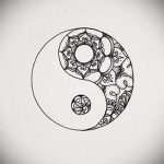 A tetoválásminta hűvös változata a Yin-Yang szimbólum, amely alkalmas a yin-yang tetoválás hűvös vázlatához