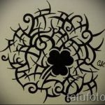 Ciekawa wersja szkiców tatuażu koniczyna - może być użyta do tatuażu koniczyna nieskończoność