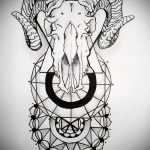 A kecske tetoválás vázlata # 631 a minta klassz változata, amely könnyen használható a kecske koponyájának átalakítására és felhelyezésére tetoválásként