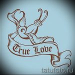 Gyönyörű fecske rajz - amely tökéletes vázlatként egy észrevehető fecsketetováláshoz