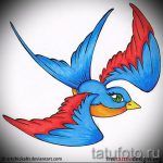 Hűvös fecskerajz - tökéletes vázlatként egy exkluzív fecsketetováláshoz