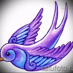 Gyönyörű fecske rajz - amely tökéletes vázlatként egy hűvös fecsketetováláshoz