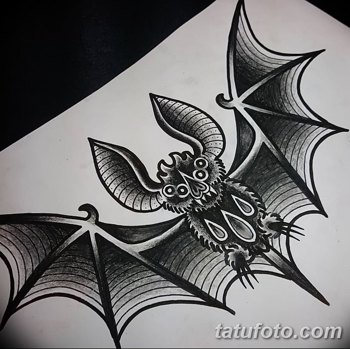 fotó Vázlatok egy denevér tetoválásról, 2017. 09. 27 -én №031 - Vázlatok egy denevér tetoválásról -