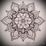 Mandala-Designs auf dem Rücken Tattoo-Tattoo-Zeichnung auf 02052016 8