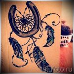 A patkó vázlat tetoválás hűvös változata - használható patkótetováláshoz a realizmusban