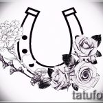 A patkó vázlat tetoválás hűvös változata - használható patkó és toll tetováláshoz