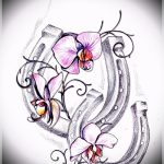 A tetoválás méltó változata egy patkó vázlata - használható patkótetováláshoz egy lány számára