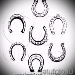 A patkó vázlat tetoválás érdekes változata - férfiak patkótetoválásához használható