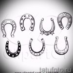 A patkó vázlat tetoválás hűvös változata - használható patkótetováláshoz a realizmusban