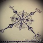 Готина рисунка с роза на вятъра - подходяща за скица за висококачествена татуировка