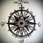 Красива рисунка с роза на вятъра - подходяща за скица за пробна татуировка