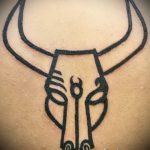 Достоен скица за татуировка на Телец - готина идея за татуировка Телец