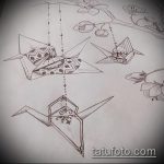 скица на татуировка с кран # 280 е готина версия на рисунка, която може успешно да се използва за трансформиране и прилагане на кран върху лопатката като татуировка