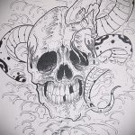 A kígyó vázlat tetoválás stílusos változata - hátul kígyótetováláshoz használható