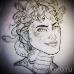 A kígyóvázlat tetoválás méltó változata - kígyóujjú tetováláshoz használható