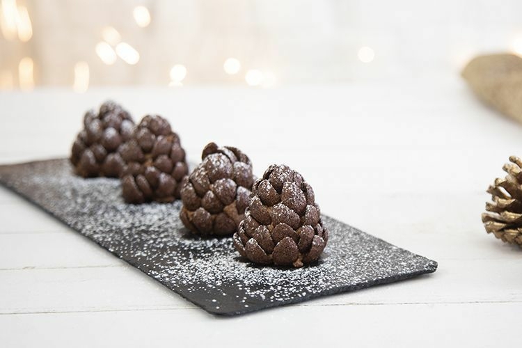 Vyrobte si vynikajúce šišky s pomarančmi ako dezert a ozdobu na Vianoce