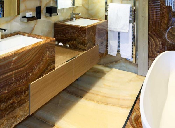 Obklady do kúpeľne Budri Taliansko - exkluzívny mramorový obklad steny 1
