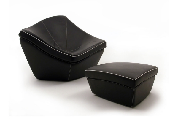 hniezdiace kreslo so stoličkou exkluzívnym nábytkom Taliansko