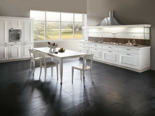 biela-kuchyňa-snaidero-klasického vzhľadu