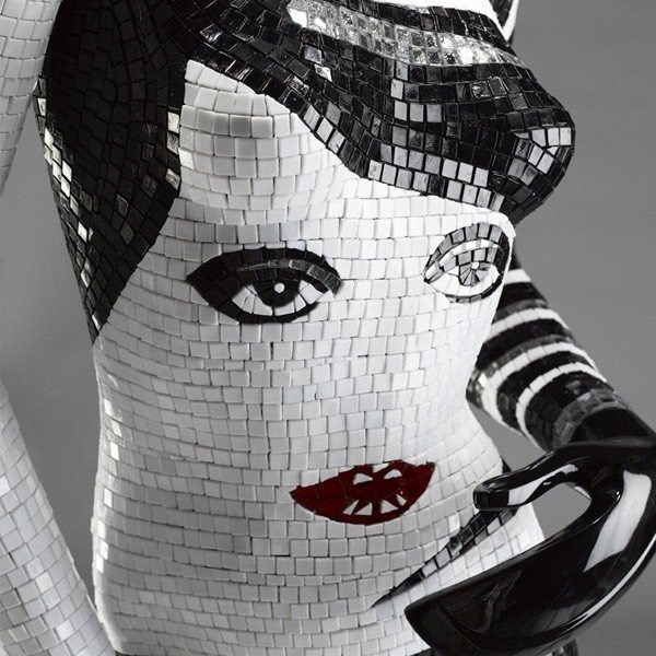 exkluzívne stojacie lampy z mozaikových figúrok žien sicis