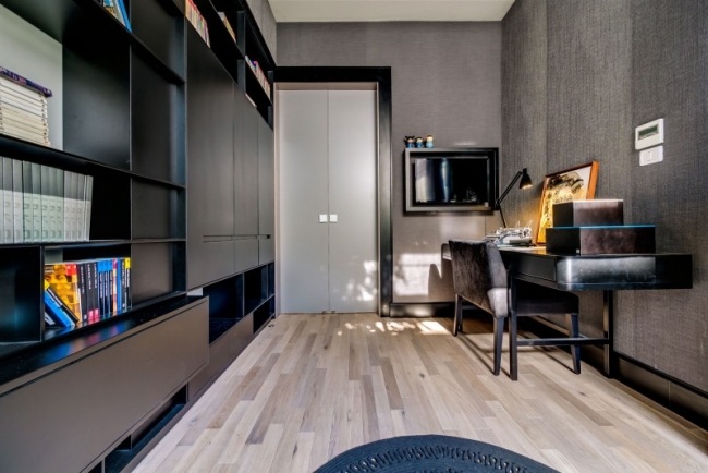 Domov Izrael Dizajnové byty Kancelársky rohový stolný nábytok Nábytok v čiernom laku TLV Zbavte sa bytu