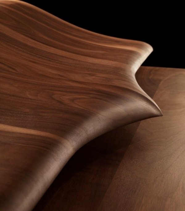 dizajnový stôl od paco camús, profesionálna výroba