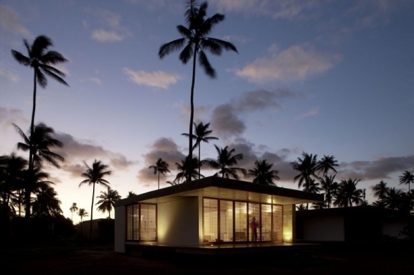 Rekreačný dom Makenna Resort na nočné osvetlenie Rekreačný dom Makenna Resort v noci osvetľuje prázdniny