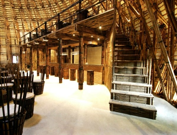 exotické bambusové schody