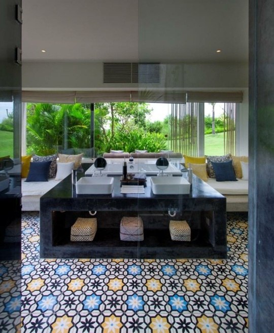 farebná mozaika v kúpeľni farebná mozaiková kúpeľňa