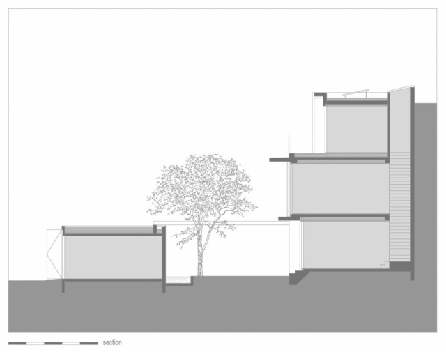 Stavebný pozemok trojpodlažná garáž modernej architektúry