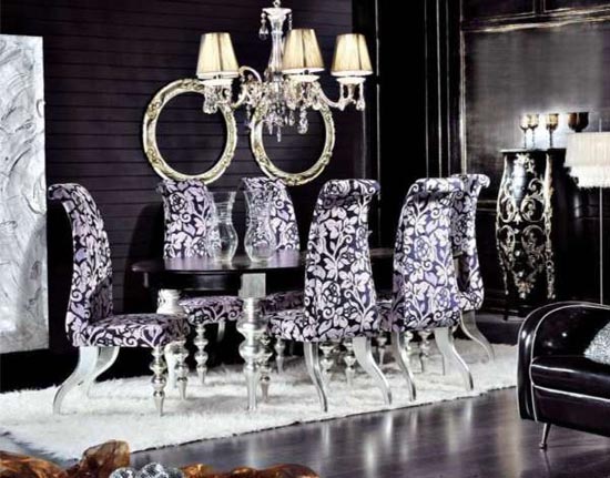 extravagantný nábytok do jedálne s kvetinovým vzorom
