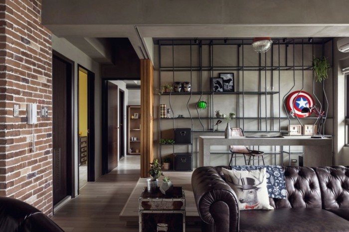 Predsieň a obývačka s drevenou podlahou Odhoďte vankúš-bočný stôl-moderný-byt