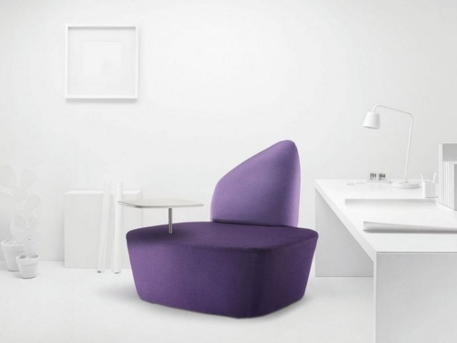 dizajnové kreslo fialové AKU Design You Edit