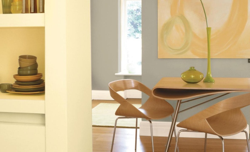 Moderný dizajn steny v jedálni Farba-byt-žltá-jedáleň-dizajn-nápady