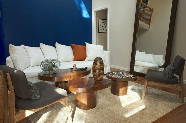 nábytok z masívu v tmavo modrej farbe akcentu zrkadlo nábytku z masívneho dreva v tmavo modrej farbe