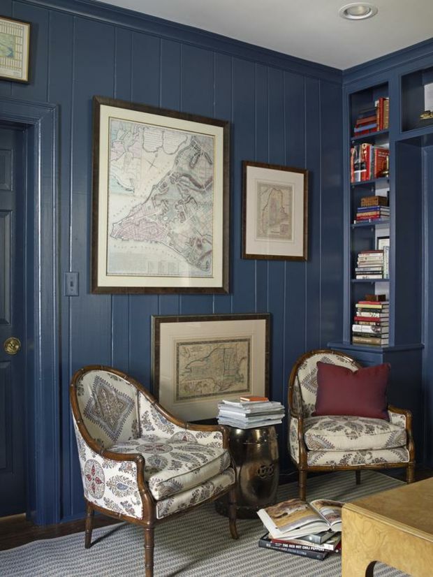 Nápady na farebný dizajn v koloniálnom štýle tmavo modrá Nápady na farebný dizajn tmavomodrá nástenná polica z bambusového nábytku