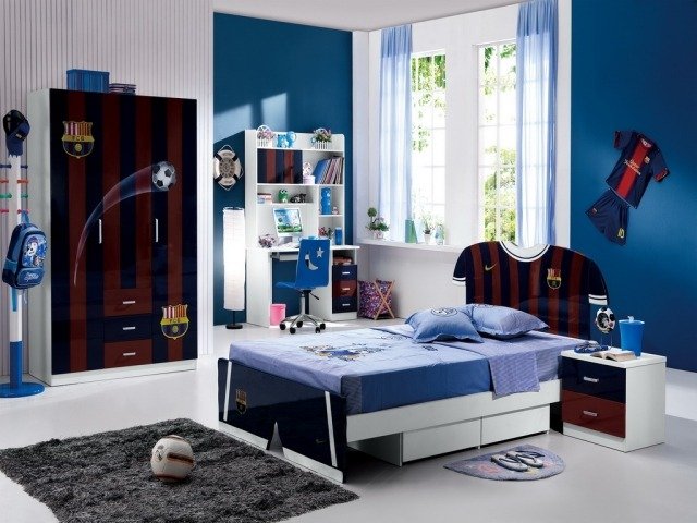 dizajnová detská izba chlapec biely tmavomodrý futbalový fanúšik color-design-children-room-boy-white-dark-blue-soccer-fan