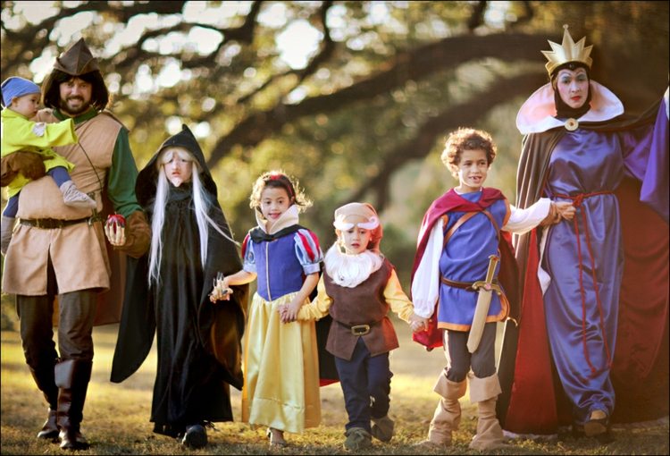 karnevalové kostýmy 2015 snehobiela-kráľovná-čarodejnica-princ-nápad