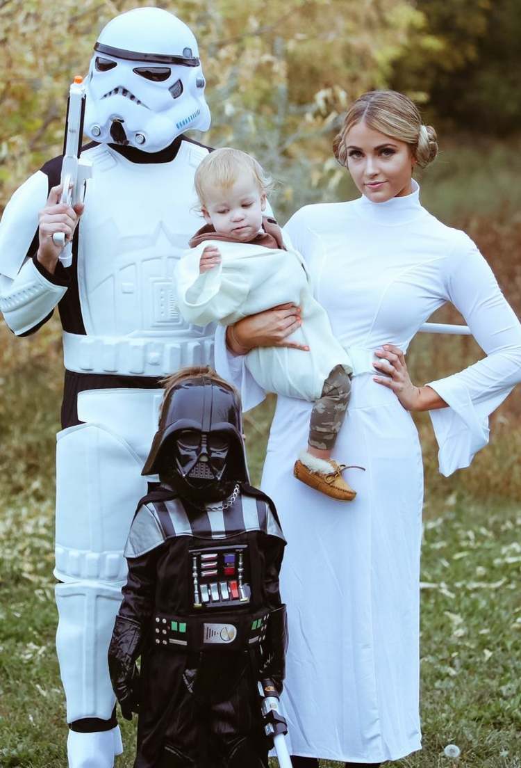karneval-kostýmy-2015-star-wars-luke-skywalker-darth-vader-princezná